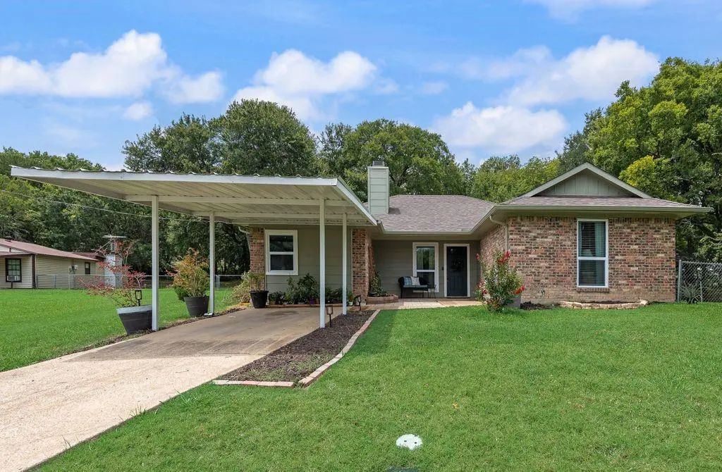 521 Shore Drive, Wylie