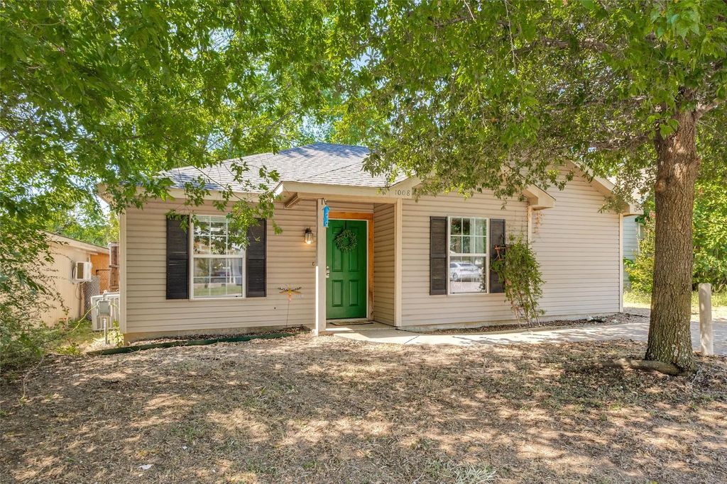 1008 E Prairie Street, Denton