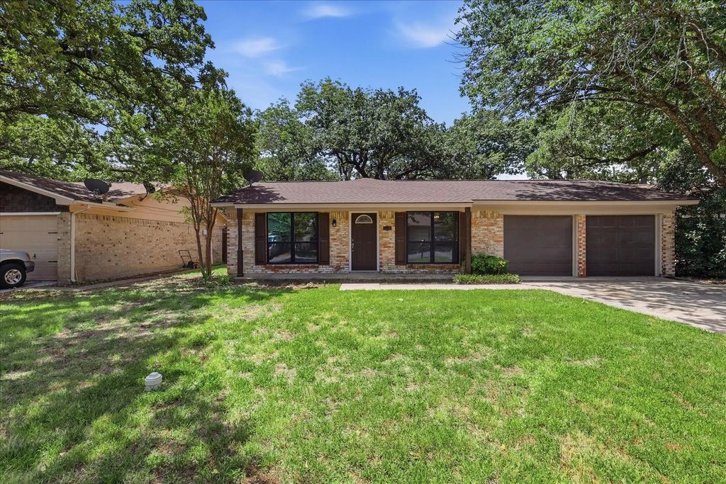 3318 Woodthrush Lane, Denton
