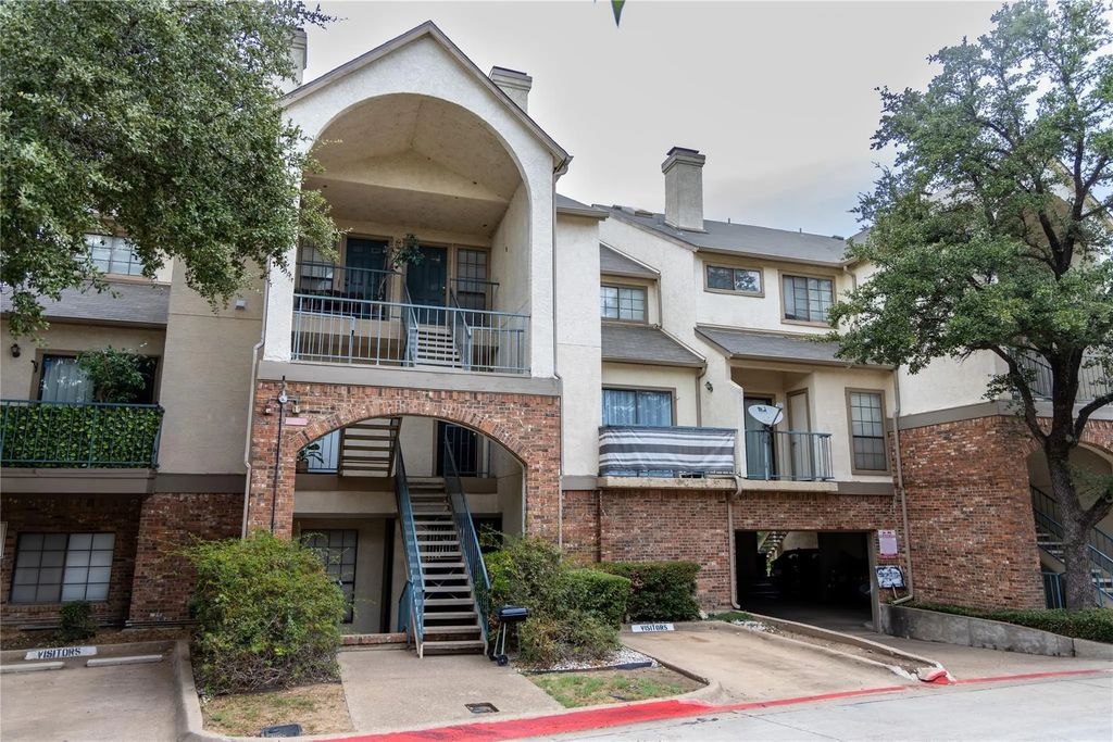 501 Arbor Creek Drive, Euless