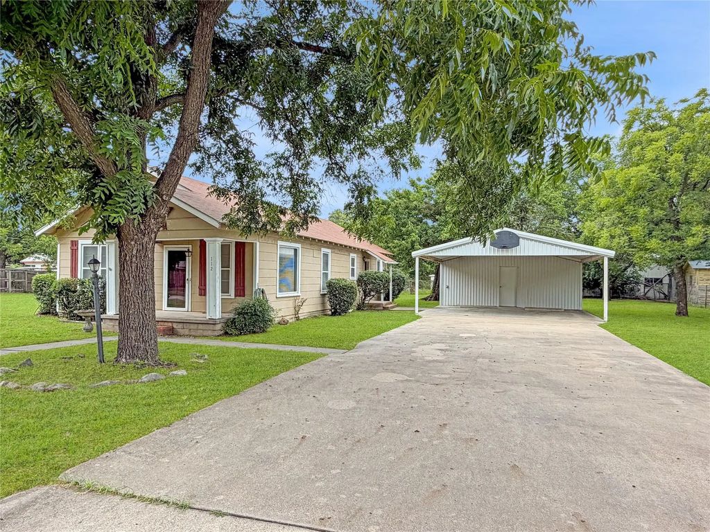 112 Garvin Street, Eastland