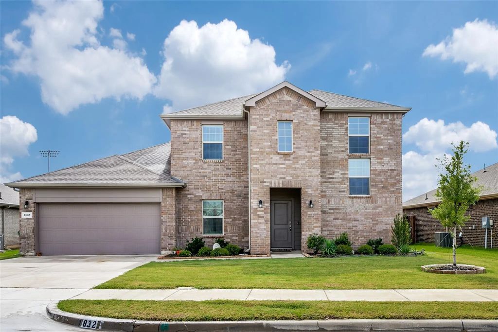 832 Alexandria Lane, Joshua