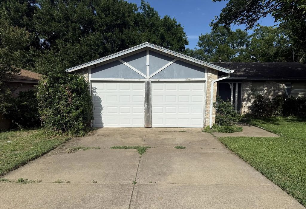 1410 Oakbrook Street, Lancaster