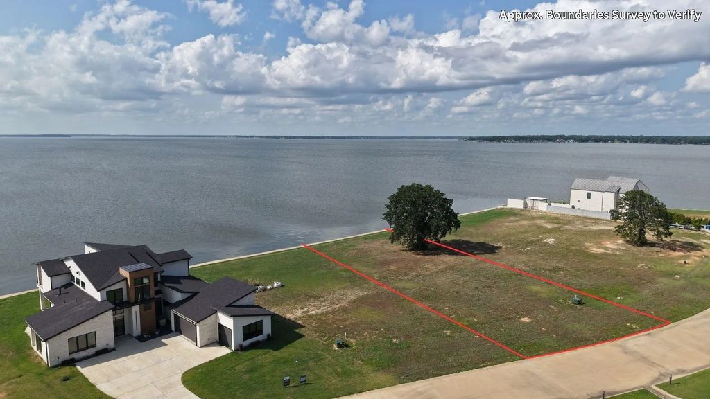 108 Mary Court, Gun Barrel City
