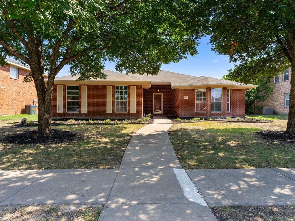 4105 Freedom Lane, Frisco