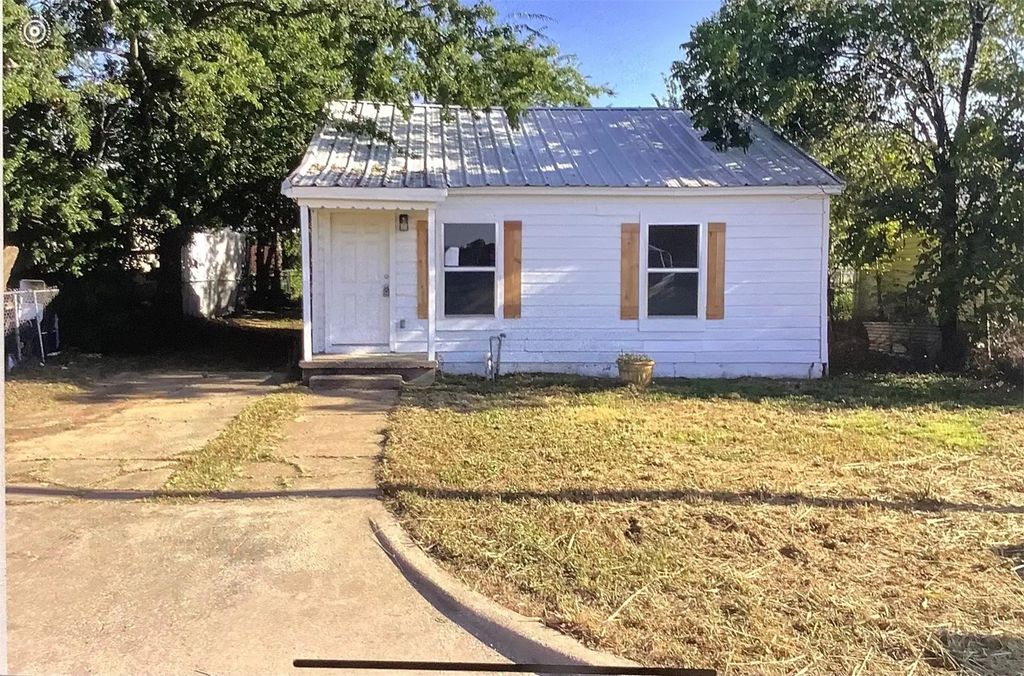 406 11th Street, Mineral Wells
