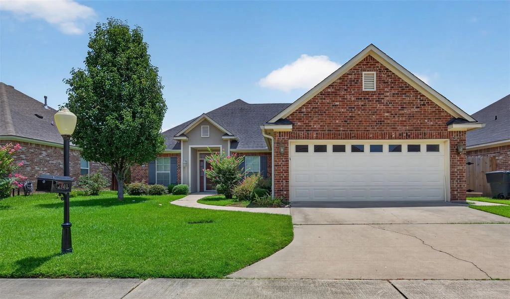2140 Burgundy Ridge Drive, Shreveport