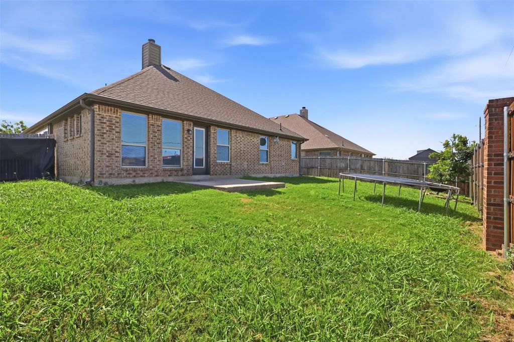 5003 Spruce Street, Krum