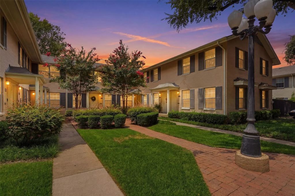 4723b Bradford Drive, Dallas