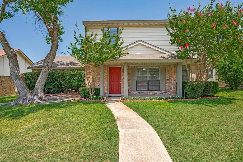 2047 Cologne Drive, Carrollton