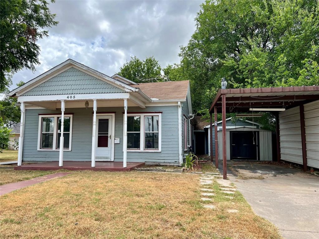 405 E South, Henrietta