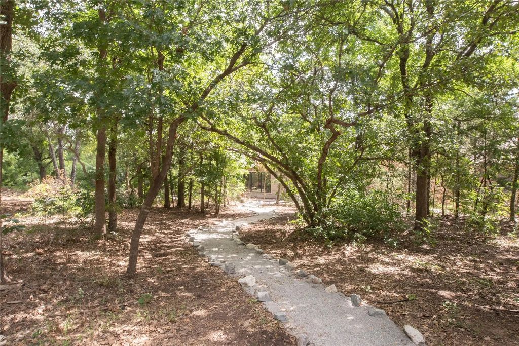328 Wolf Front Road, Van Alstyne