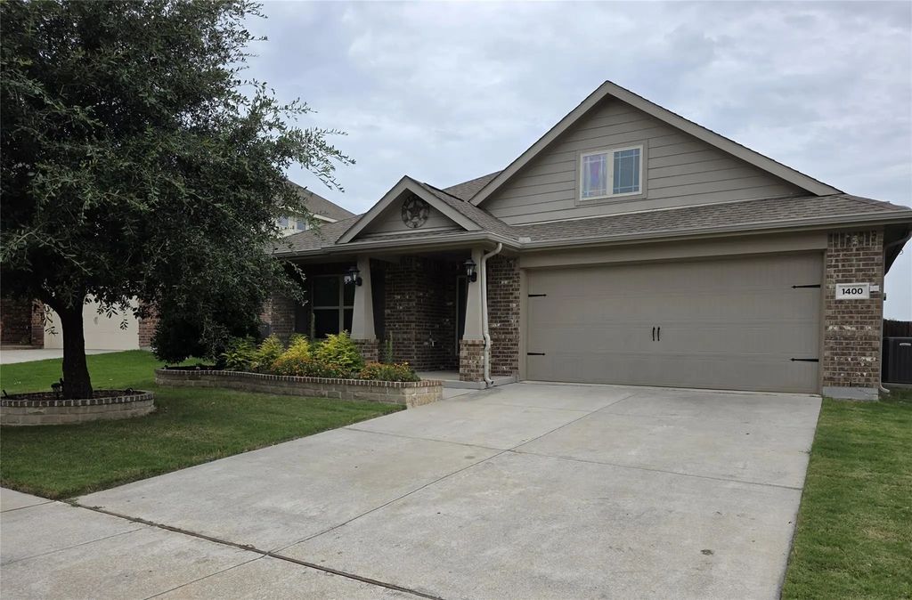 1400 Crossvine Drive, Anna