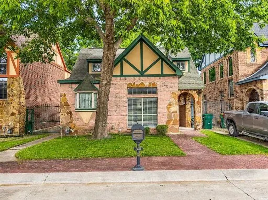 508 Phillip Drive, Cedar Hill