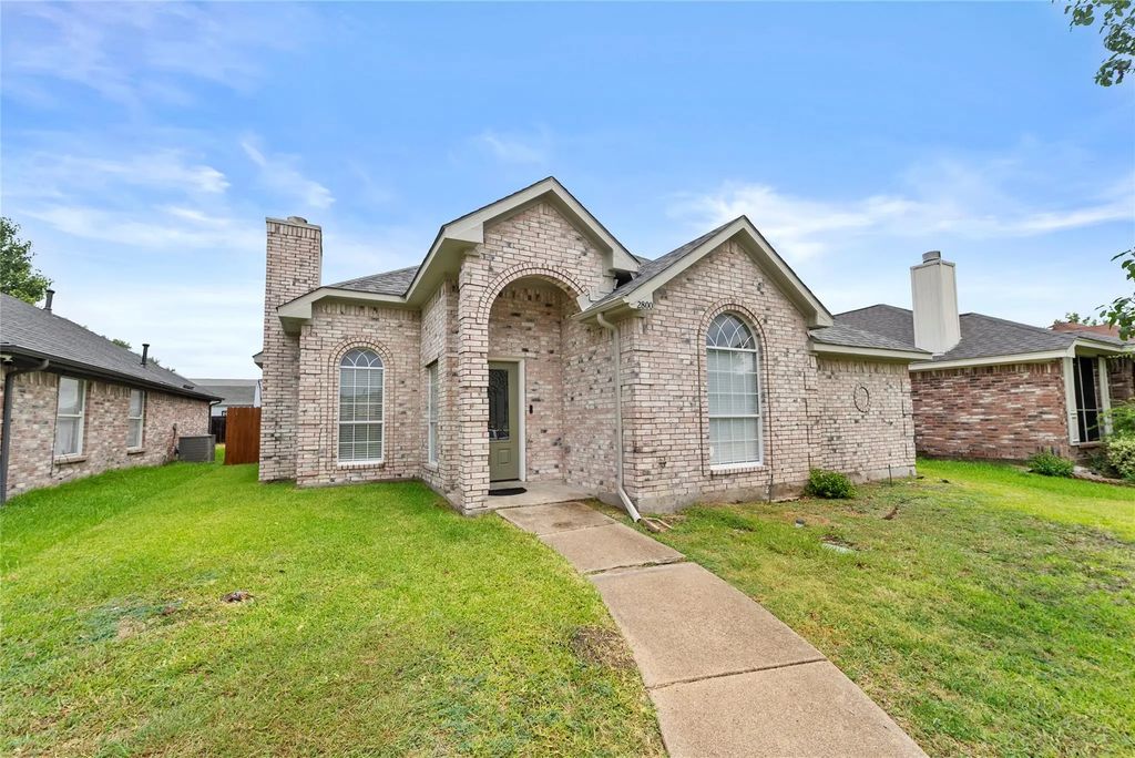 2800 Helen Lane, Mesquite