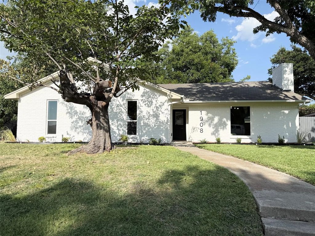 1908 Ann Avenue, Carrollton