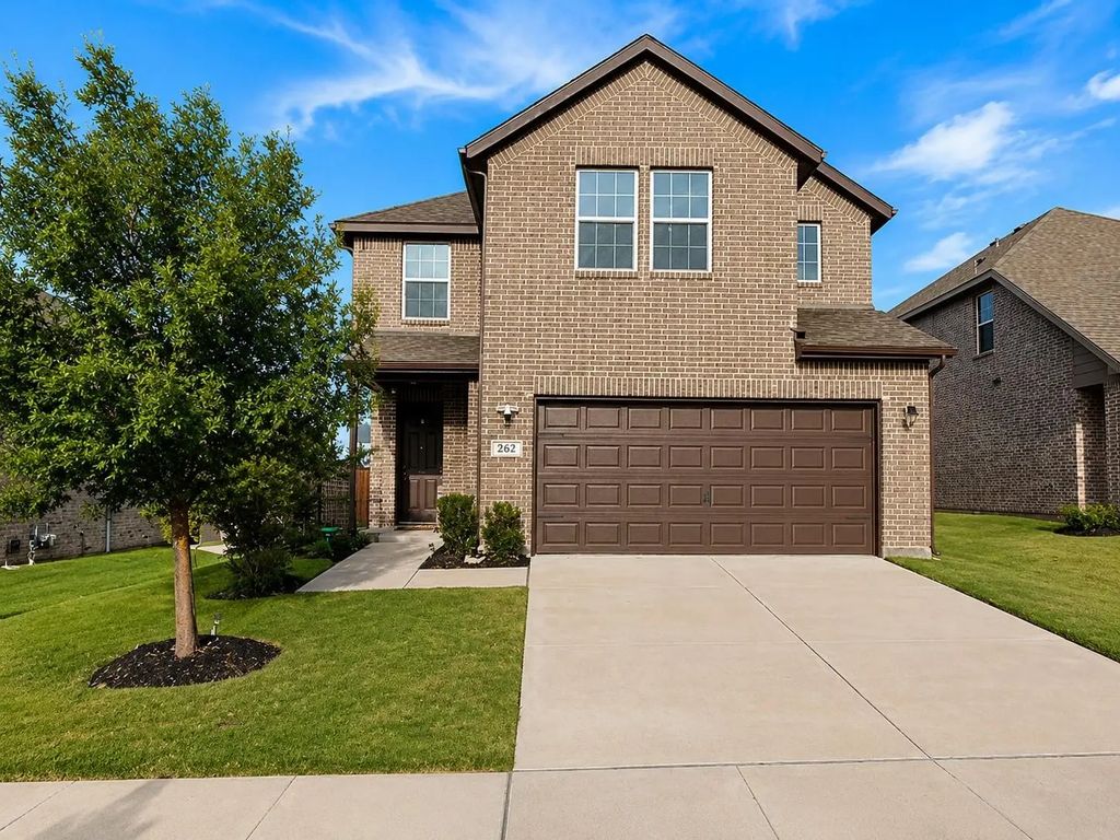 262 Little Bridge Drive, Lavon