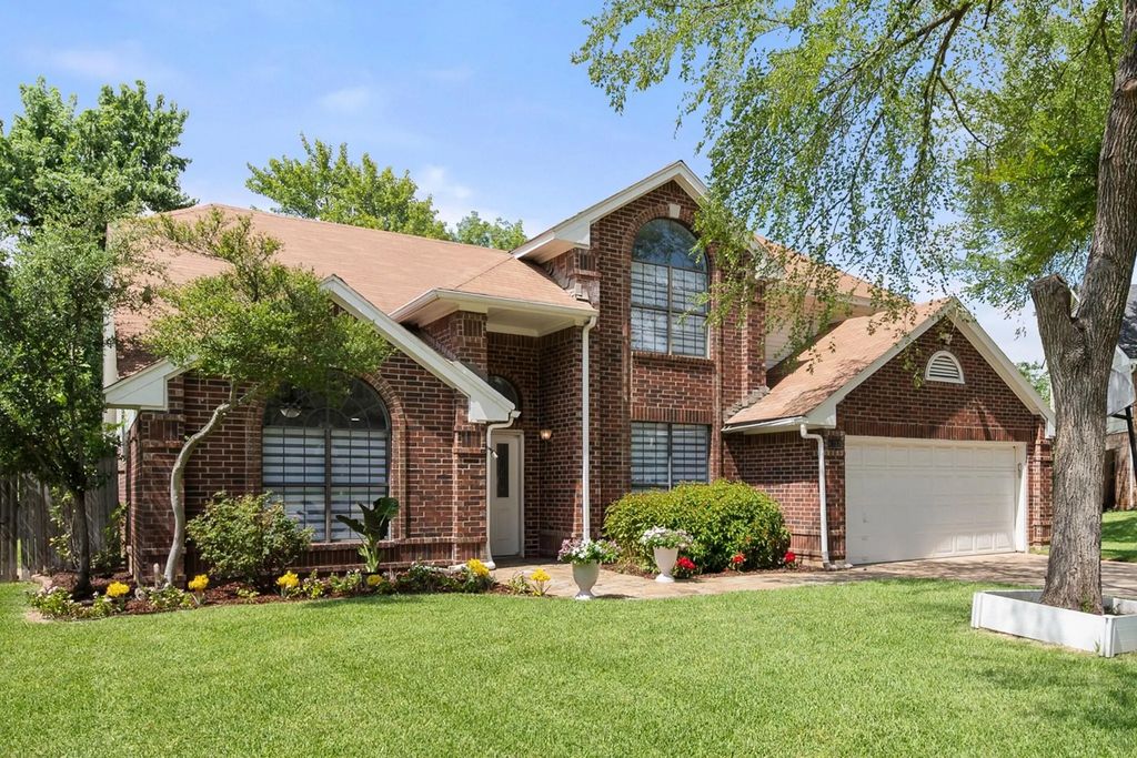 4313 Kenwood Drive, Grapevine