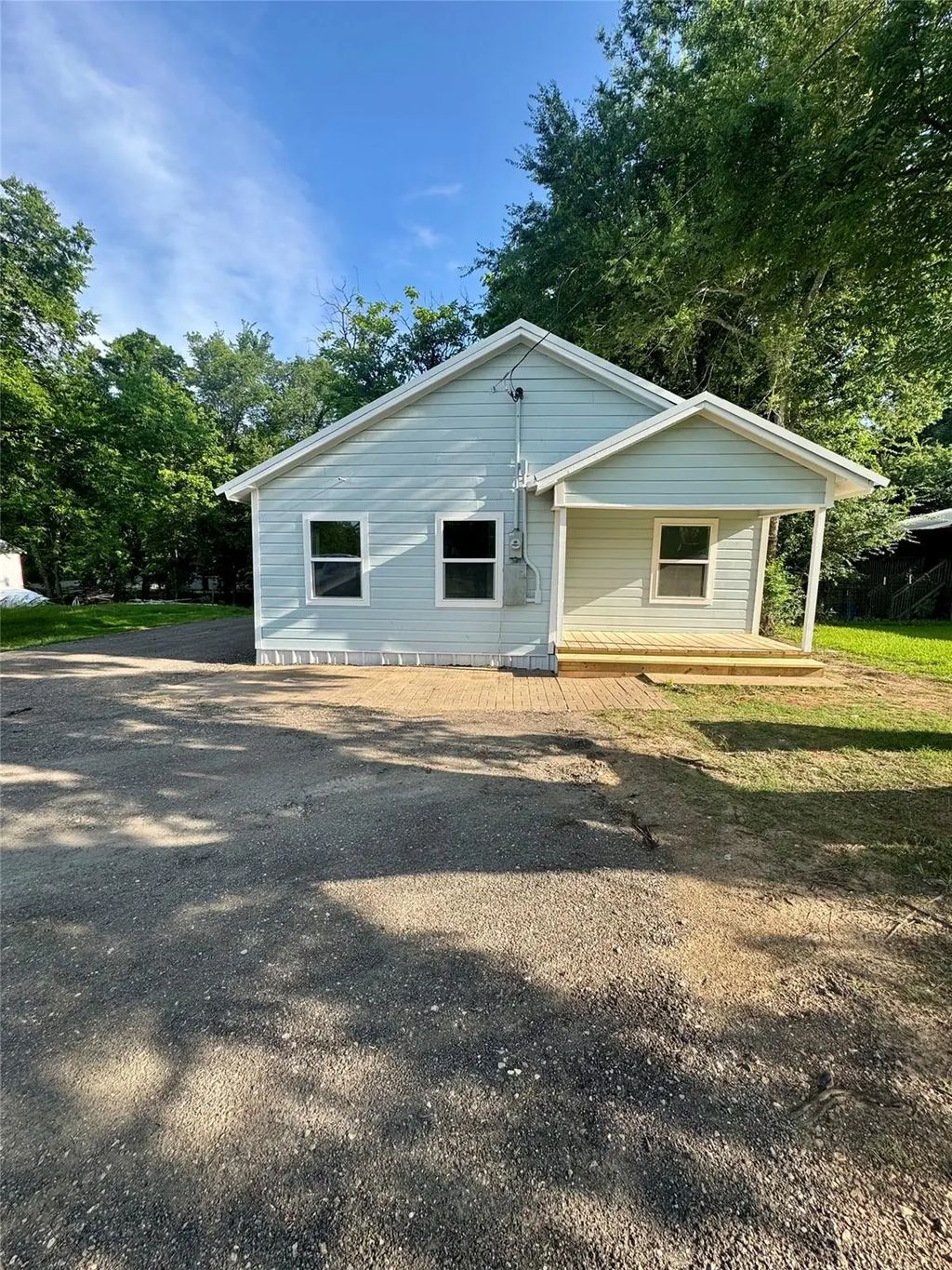 606 W Wolfe Street, Grand Saline