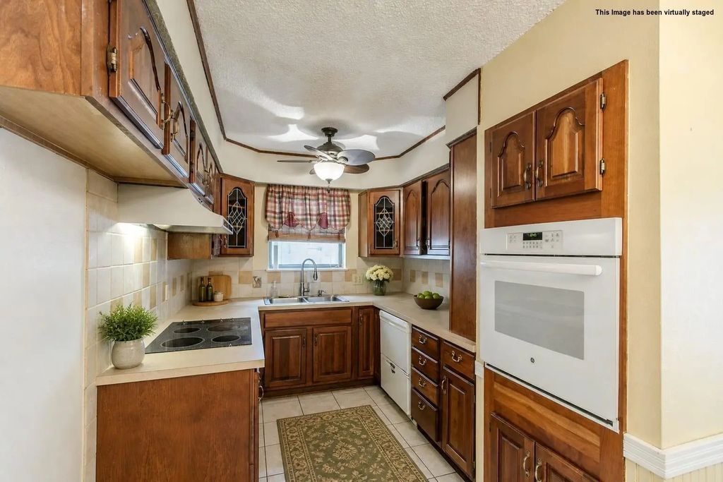 3029 Esters Court, Irving