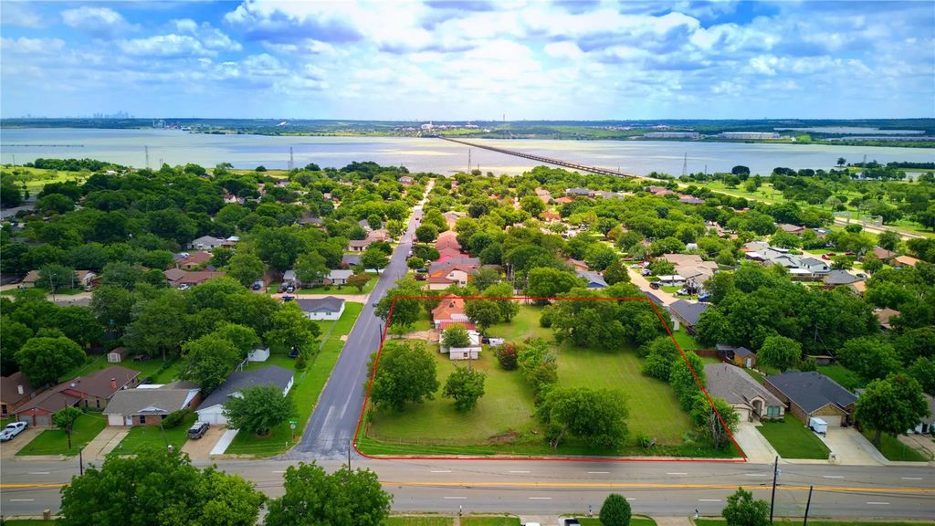 2501 Avenue A, Grand Prairie