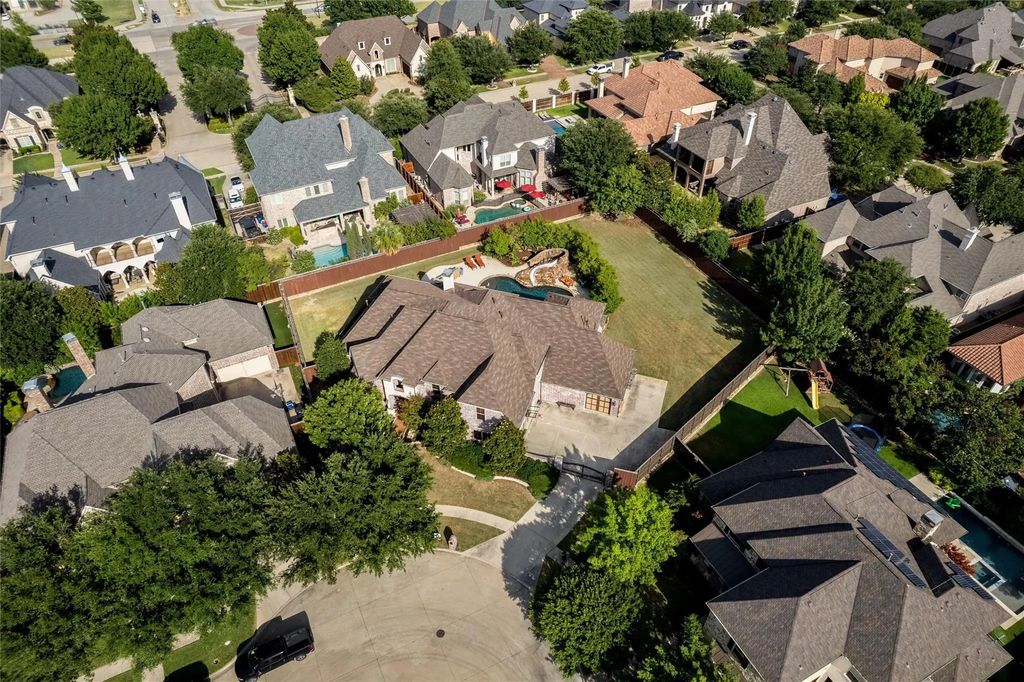10104 Claiborne Lane, Frisco