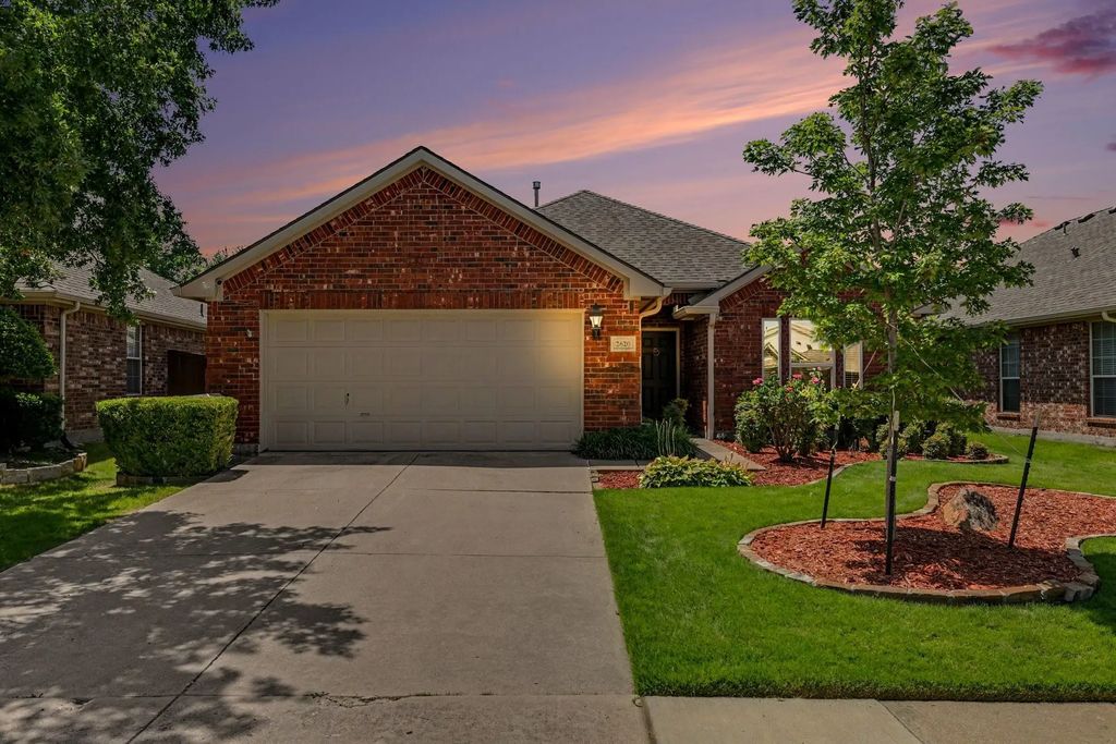 2620 Redcedar Drive, Little Elm