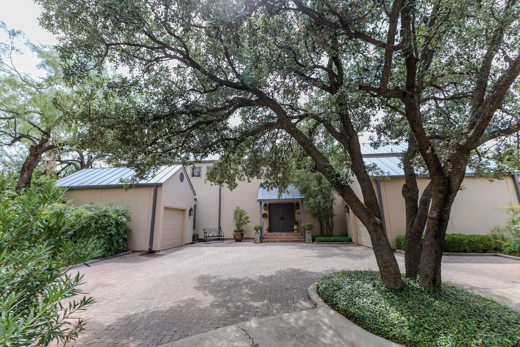 114 Riverside Park, Abilene