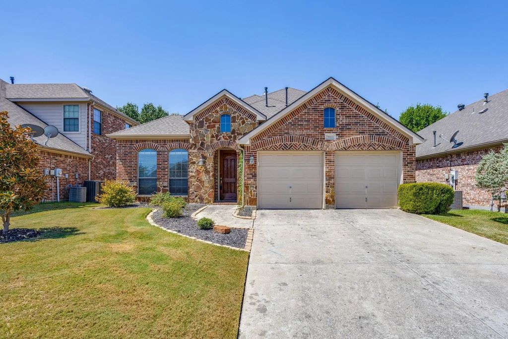 7023 Beacon Drive, Grand Prairie