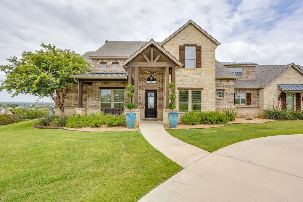 163 Jessica Drive, Aledo
