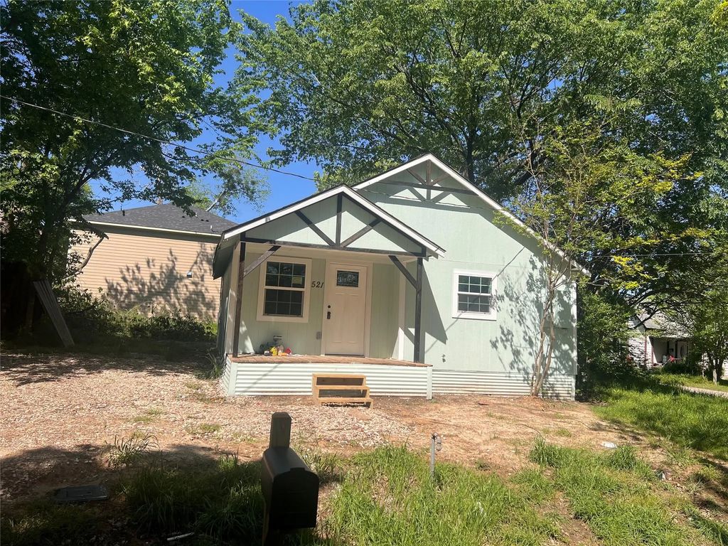 521 Morgan Street, Bonham
