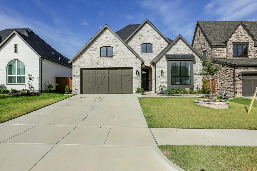 1807 Buckeye Lane, Mansfield