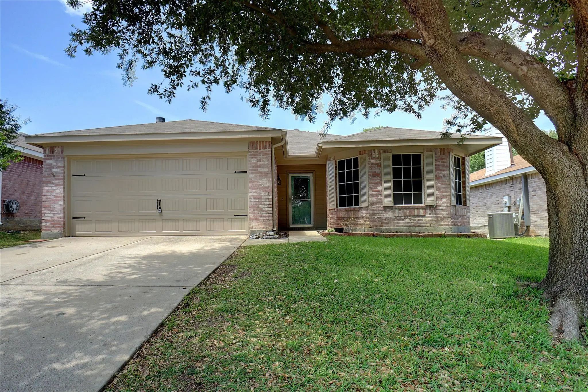 Photo of Listing #21335384