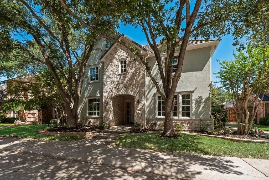 5842 Coolwater Cove, Dallas