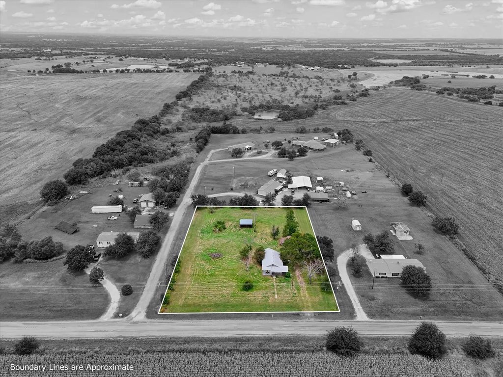 10847 Elk Road, Axtell