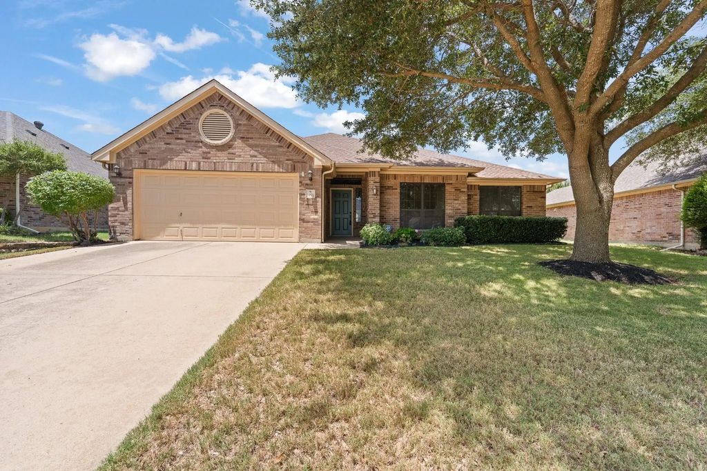 1058 Saint Andrews Drive, Burleson
