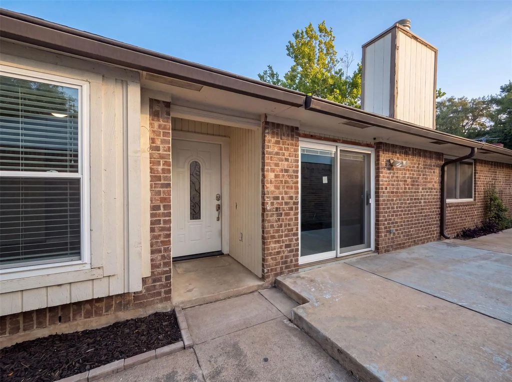 2604 Leo Drive, Garland