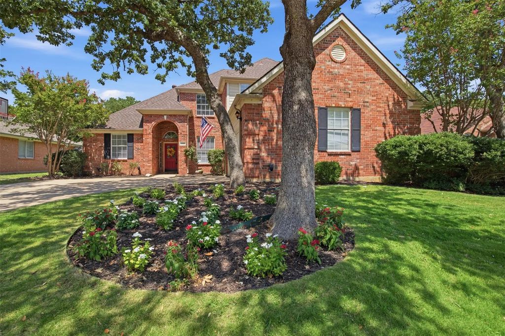 1395 Clear Creek Drive, Lewisville
