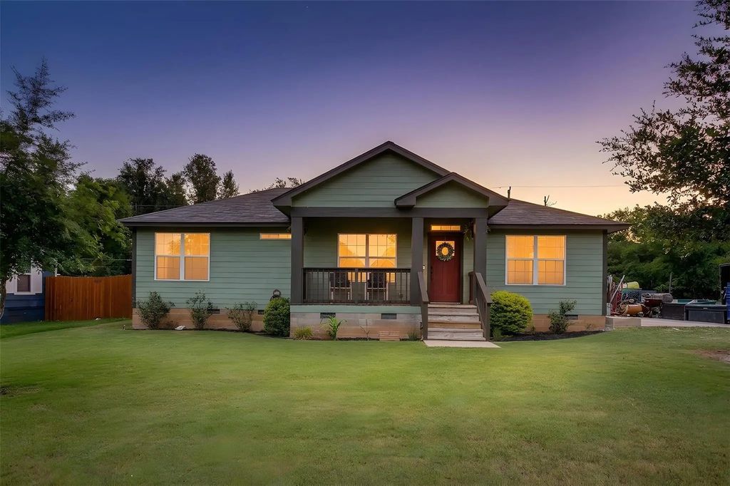 6605 Six J Court, Granbury