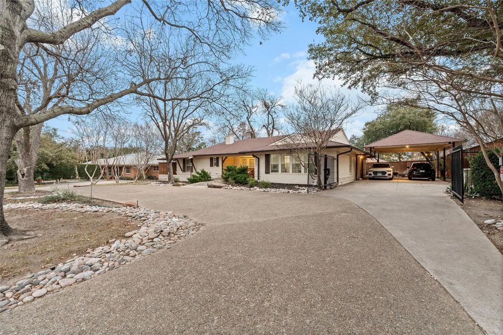 6806 Royal Lane, Dallas