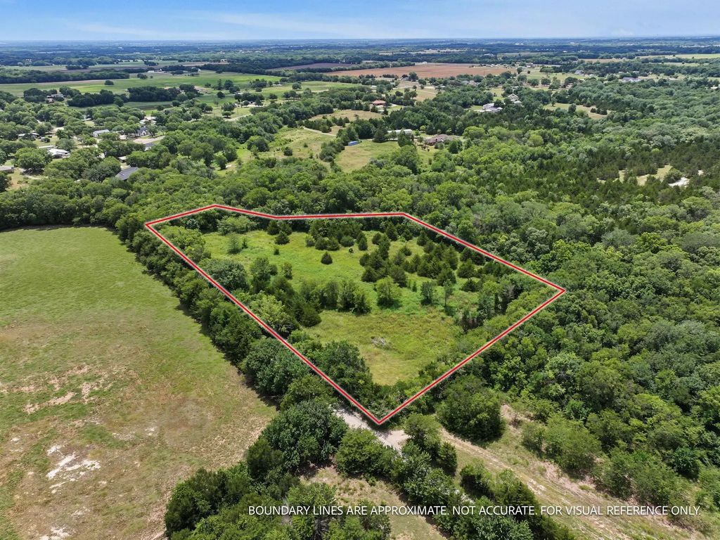 4+ Acres County Road 4435, Trenton