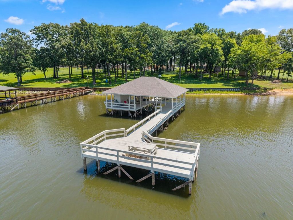 813 Rs County Road 3346, Emory