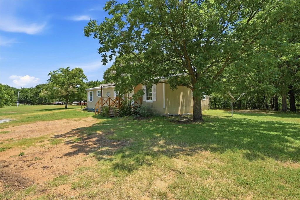 262 Copperhead Lane, Sadler