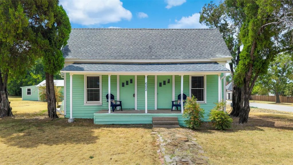 602 E Broadway Street, Prosper