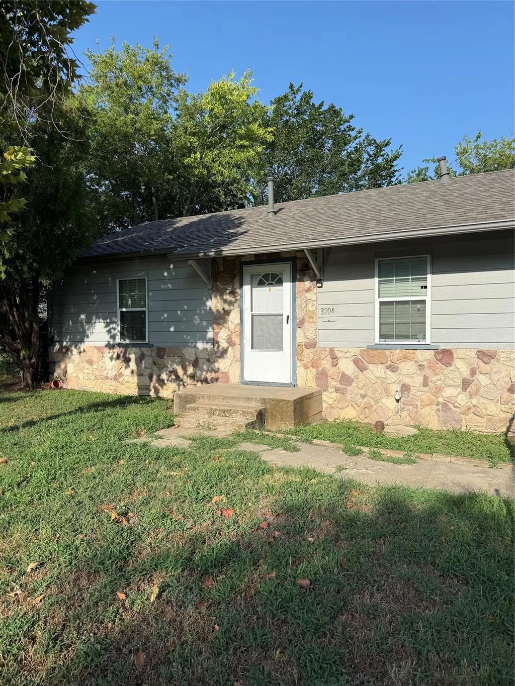 3204 Canberra Court, Fort Worth