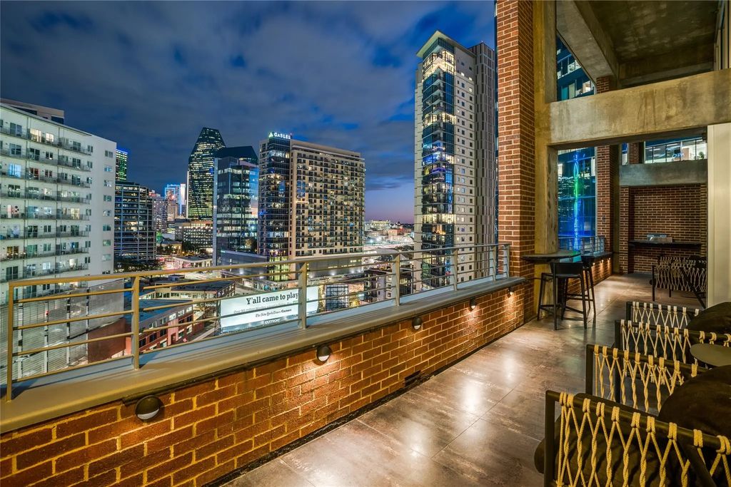 2011 Cedar Springs Road 606, Dallas