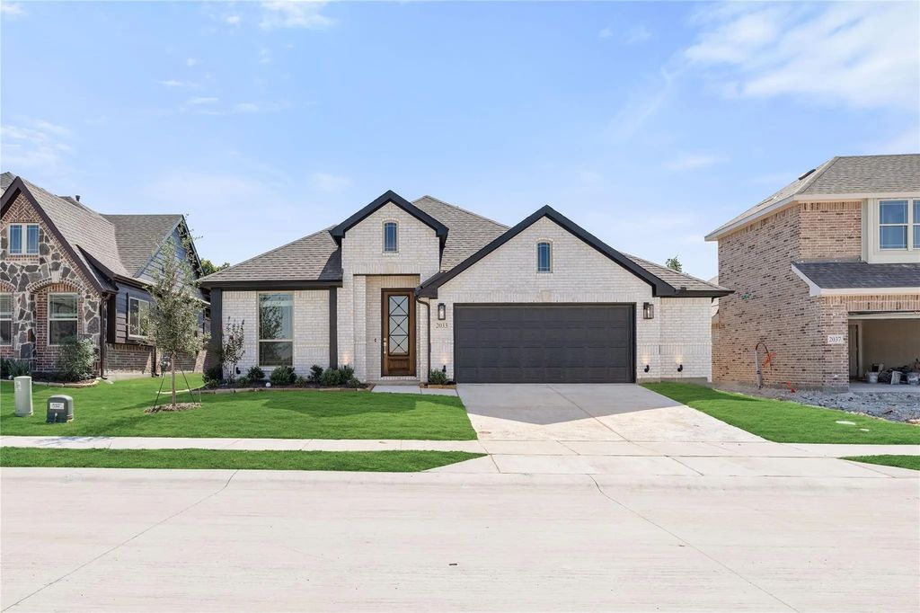 2033 Hickory Chase Lane, Anna
