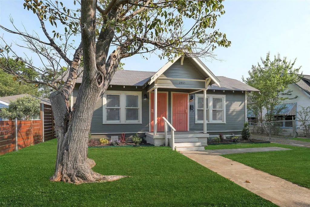 2821 Gladstone Drive, Dallas