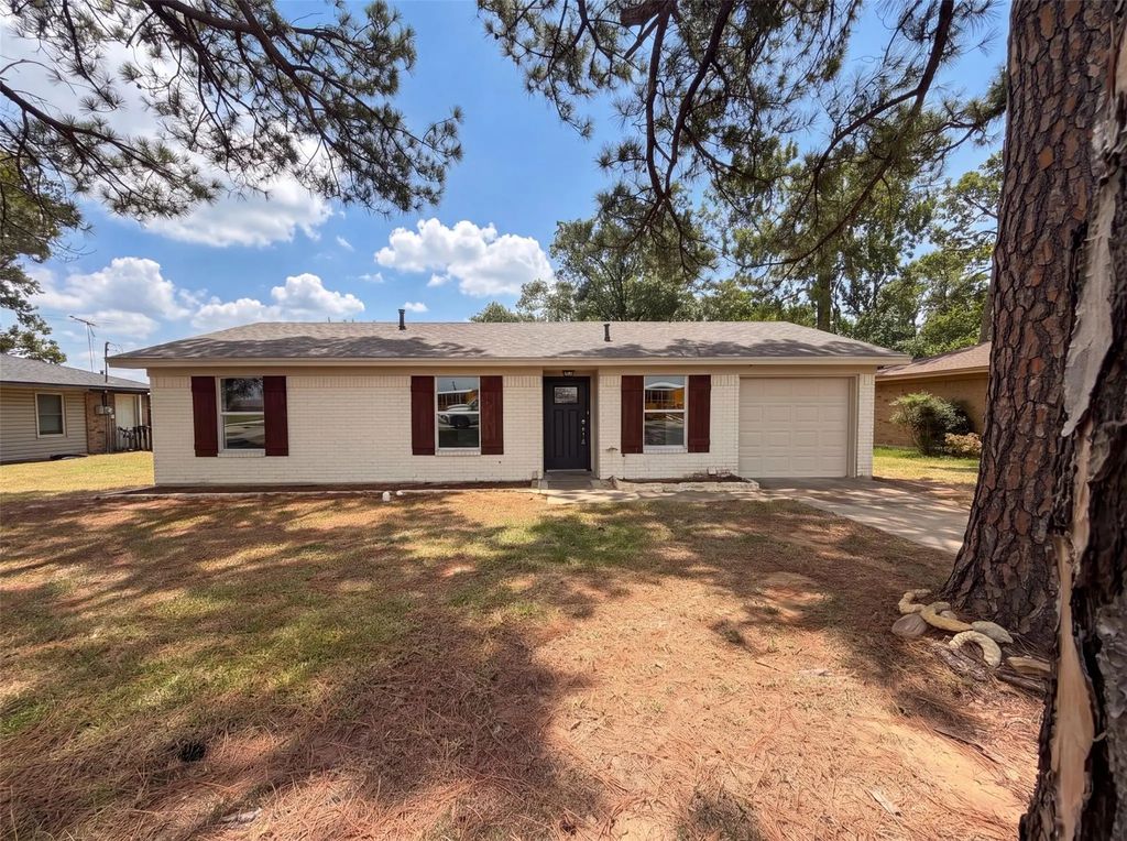 416 Tisdell Lane, Aubrey