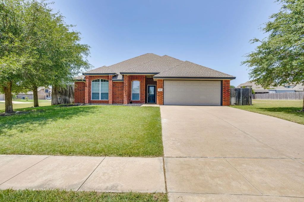 705 Carmen Ana Avenue, Grandview